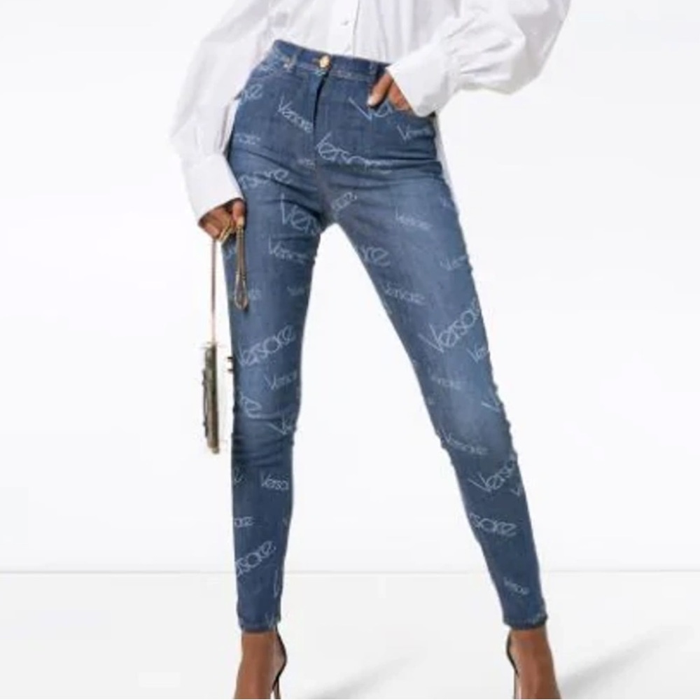 Versace Jeans Size 24 High Waisted Light Washed